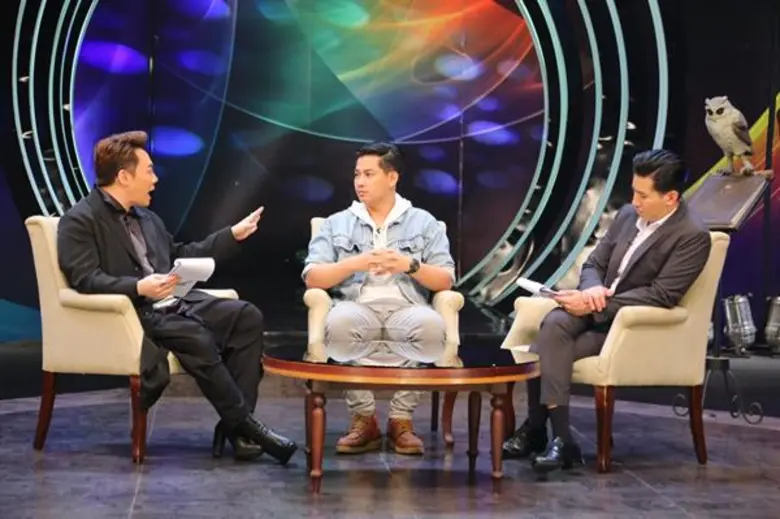 ทีวีไกด์: รายการ “มูไนท์ (MooNight)” เกือบตาย!! เพราะความหล่อ โดนมนต์คุณไสยจากคนแปลกหน้า