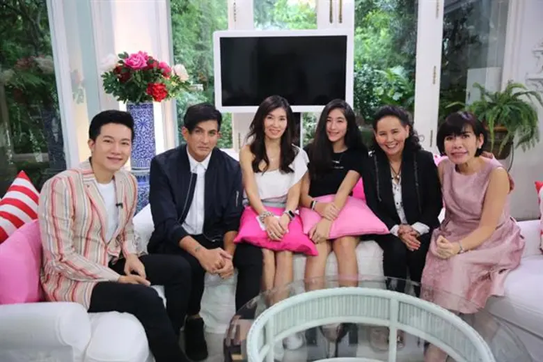 ทีวีไกด์: รายการ “คลับฟรายเดย์โชว์” เปิดหัวใจหนุ่มแบดบอย “พีท ทองเจือ” ในรายการ “คลับฟรายเดย์โชว์” เสาร์นี้