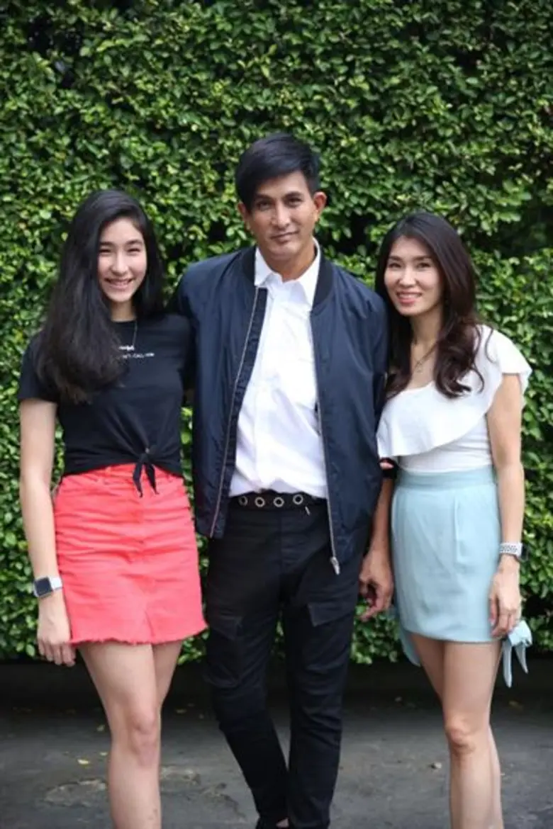 ทีวีไกด์: รายการ “คลับฟรายเดย์โชว์” เปิดหัวใจหนุ่มแบดบอย “พีท ทองเจือ” ในรายการ “คลับฟรายเดย์โชว์” เสาร์นี้