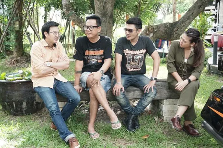 ทีวีไกด์: รายการ “เหย้าเยือนเพื่อนกัน” พาส่องวิถีไบค์เกอร์!! “เติ้ล-ธนพล” ซิ่งฮาร์เล่ย์บุกบ้านสวน “เจี๊ยบ เชิญยิ้ม”