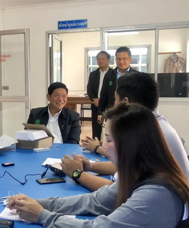 นายลักษณ์ วัจนานวัช รัฐมนตรีช่วยว่าการกระ...