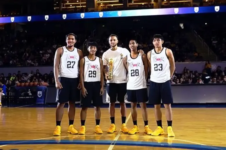 อันเดอร์ อาร์เมอร์ จัด The 2018 Stephen C...