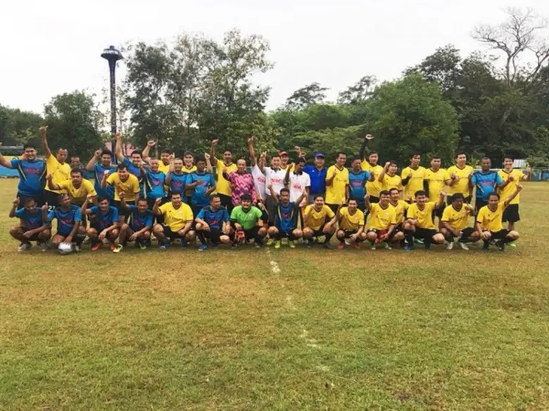 นายโชคชัย สงสม กรรมการผู้จัดการบริษัท ซีเ...