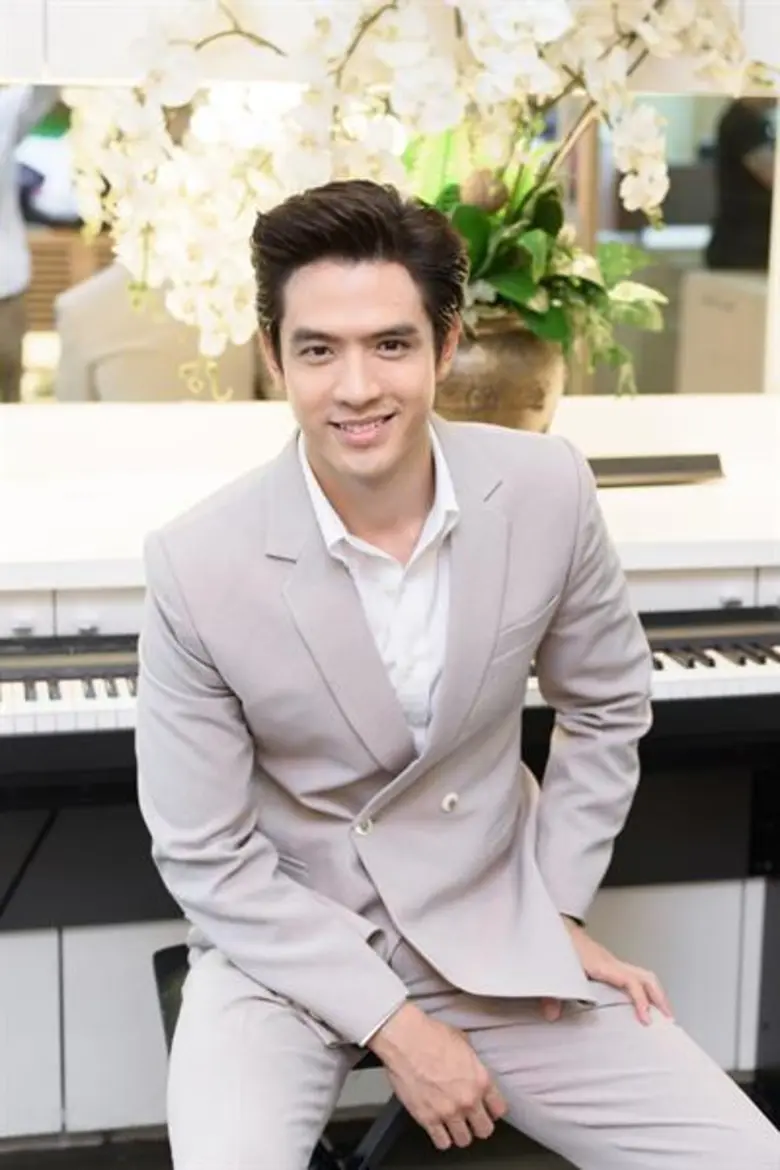 นิตยสารท่องไทย (ไท่ กว๋อ ทง) ฉบับล่าสุด ป...