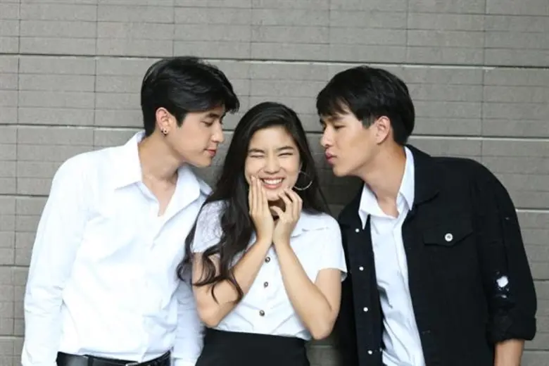 "โรมิโอกับจูเลียต" งานเข้า "ชาตรี" (ปังปอ...