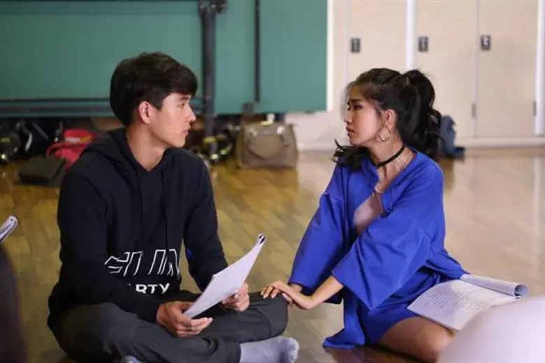 ทีวีไกด์: เสือชะนีเก้งเฟรชชี่ไลน์ทีวีตอน6