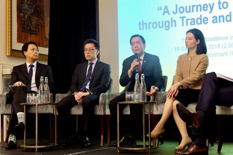 การพบปะนักลงทุน (Roadshow) ณ กรุงลอนดอน สหราชอาณาจักร