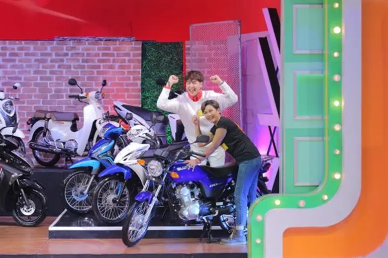 สาวสวยตัวเต็ง สุดฟีเวอร์! ส่งความเฮง คว้าสองล้อพารวยกลับบ้านอย่างฟิน