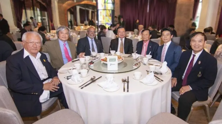 ท่าน ดาโต๊ะ โจจี แซมูเอล เอกอัครราชทูตมาเ...