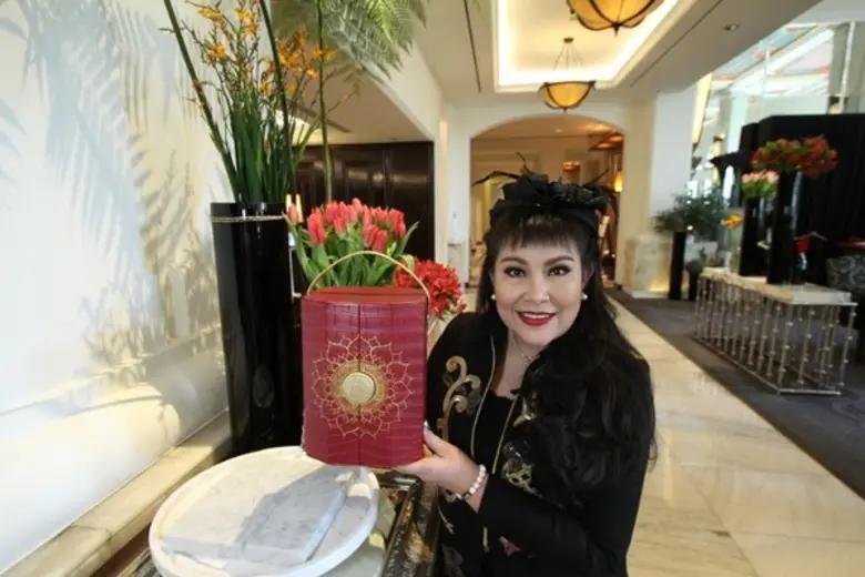 อิ๋งอิ๋งเองเคยสังเกตเห็นว่าเวลาไหว้พระจัน...