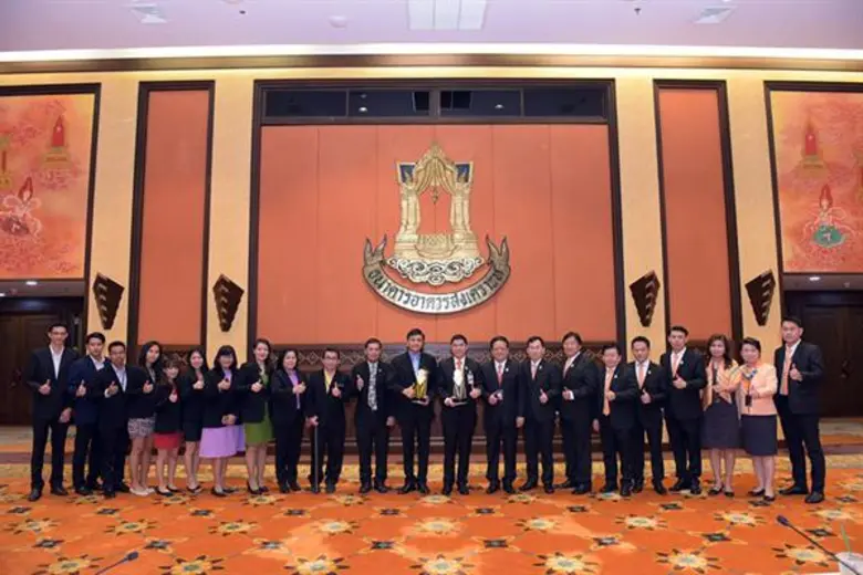 นายฉัตรชัย ศิริไล กรรมการผู้จัดการธนาคารอ...