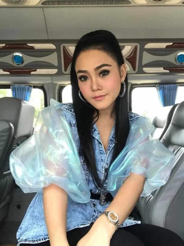 เพราะมัวแต่เตรียมซิงเกิ้ลใหม่ เลยทำให้รีส...