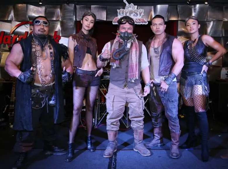 จากความวุ่นวายสู่พื้นที่แห่งความเสรีใน คอ...