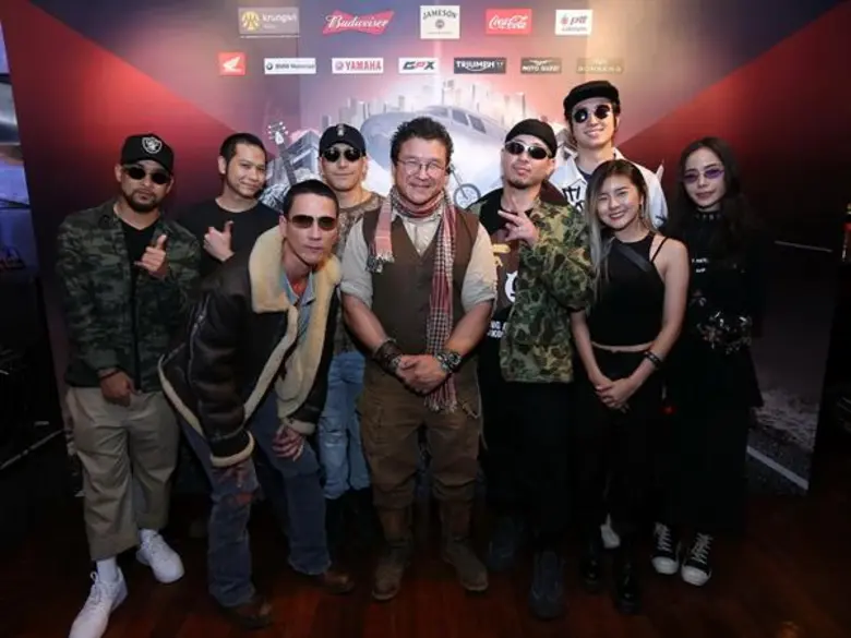 น้อย วงพรู ดวลเดือด ทูพี เซาท์ไซด์ กลางงานแถลงข่าว ก่อนนำทัพศิลปินบุก “Gypsy Bangkok” 10 พฤศจิกายนนี้ ณ ช่างชุ่ย พร้อมกระหน่ำโปรฯ ราคาพิเศษก่อนใคร!!