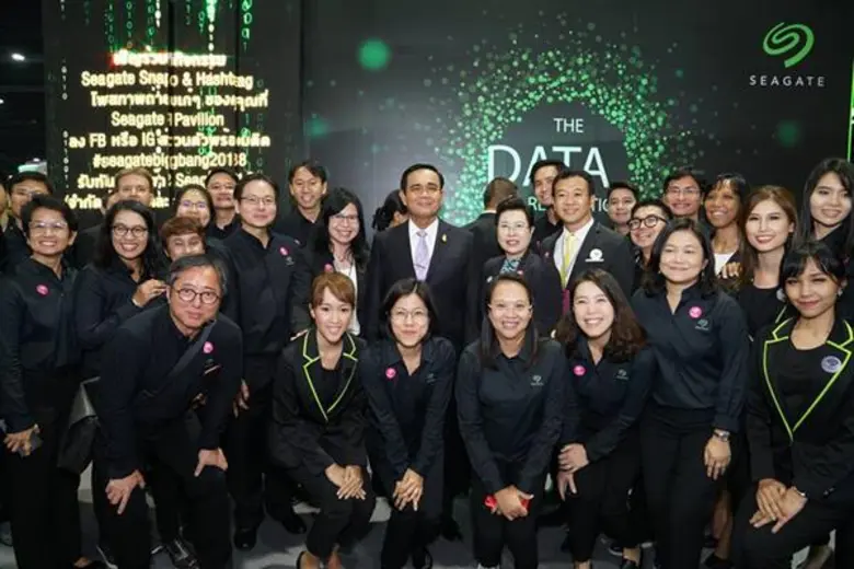 พลเอกประยุทธ์ จันทร์โอชา นายกรัฐมนตรีและนางสาวอัจฉร...