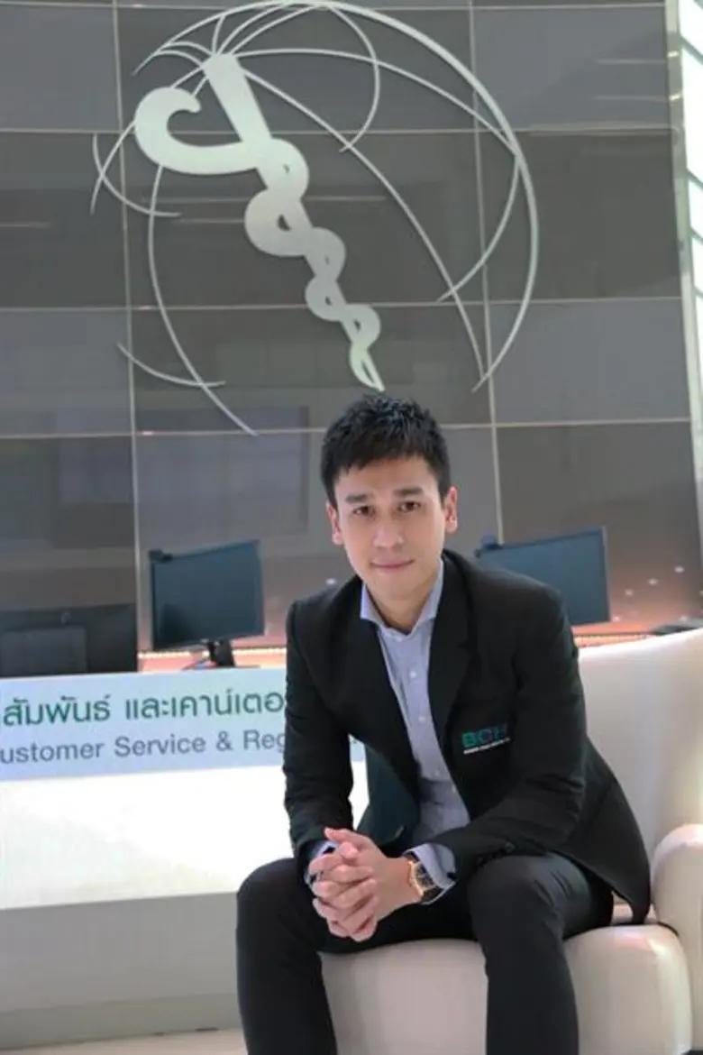 ขึ้นแท่น นักธุรกิจหนุ่มสุดฮอต ไปแล้วจ้า.....