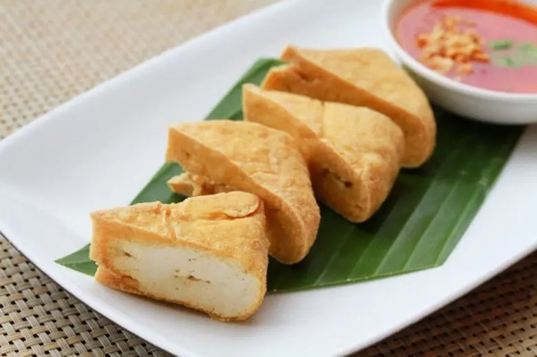 ห้องอาหารเดอะเวิลด์ ชั้น 24 โรงแรมเซ็นทาร...