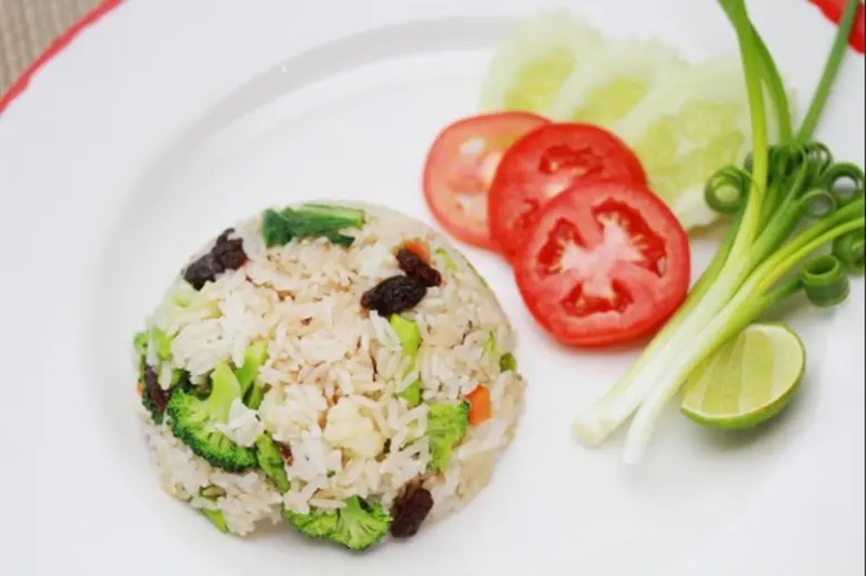 อิ่มบุญไปกับเทศกาลถือศีลกินเจ ณ ห้องอาหารเดอะเวิลด์	