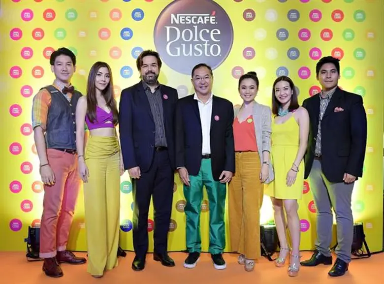 เนสกาแฟ ดอลเช่ กุสโต้ นำโดย นายวิคเตอร์ เ...