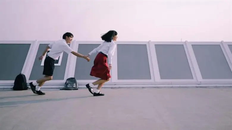 ครั้งแรกที่ “แนนโน๊ะ” จะเผยใจให้เหยื่อ!! ในซีรีส์ “เด็กใหม่” 26 ก.ย. นี้ ทางช่อง GMM25