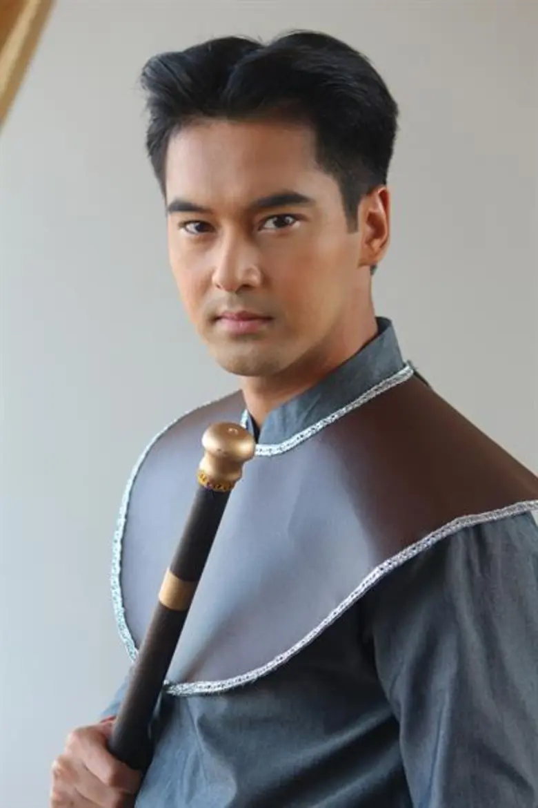 “พอร์ช-นาว” จับคู่หวาน พร้อมปลุกกระแสรักชาติ ใน “สายโลหิต” 2018