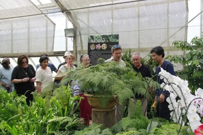 องค์การสวนพฤกษศาสตร์ ให้การต้อนรับคณะเอกอัครราชฑูต จาก 20 ประเทศเข้าเยี่ยมชมการอนุรักษ์ทรัพยากรพรรณพืชไทยและคุณค่าความงดงามของพรรณไม้ไทย