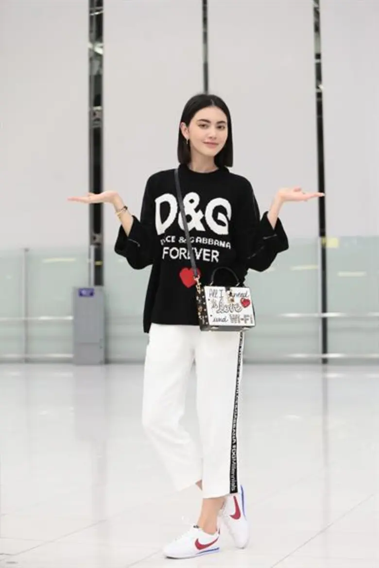 “ใหม่-ดาวิกา” พร้อมเต็มร้อย!  ลุย “มิลาน แฟชั่น วีค” ตัวแทนหนึ่งเดียวของสาวเอเชีย ร่วมเดินแฟชั่นโชว์สุดอลัง!