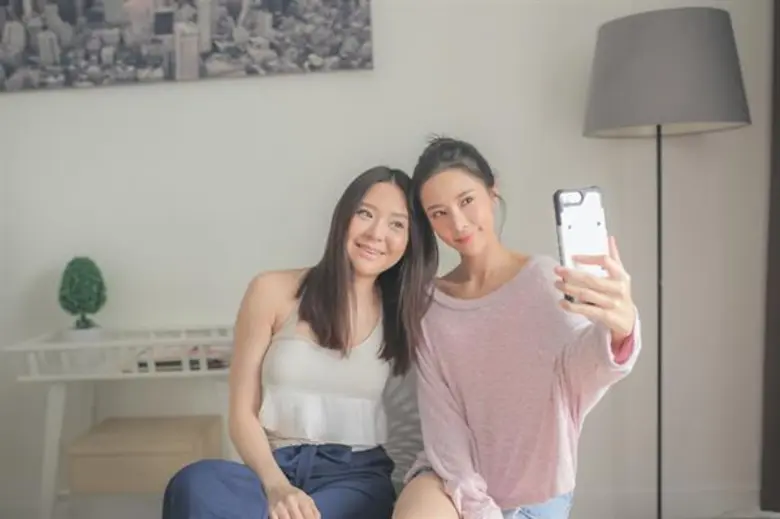 ฉีกบทบาทเดิมที่เคยรับงานกันแน่นอน สำหรับส...