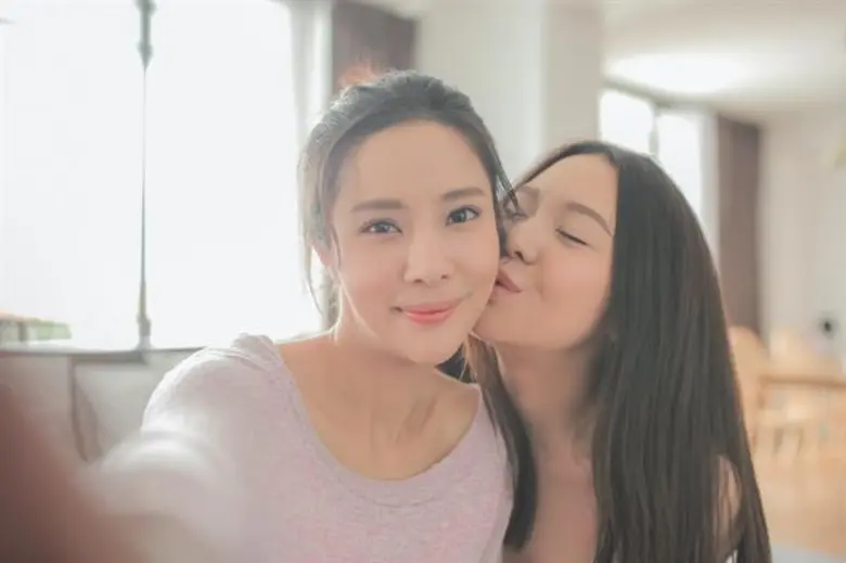 “แจม – มายด์” เคมีเข้ากันดี๊ดี!!! จัดเลิฟซีนสุดสยิว ฮอตสะท้านโซเชียล