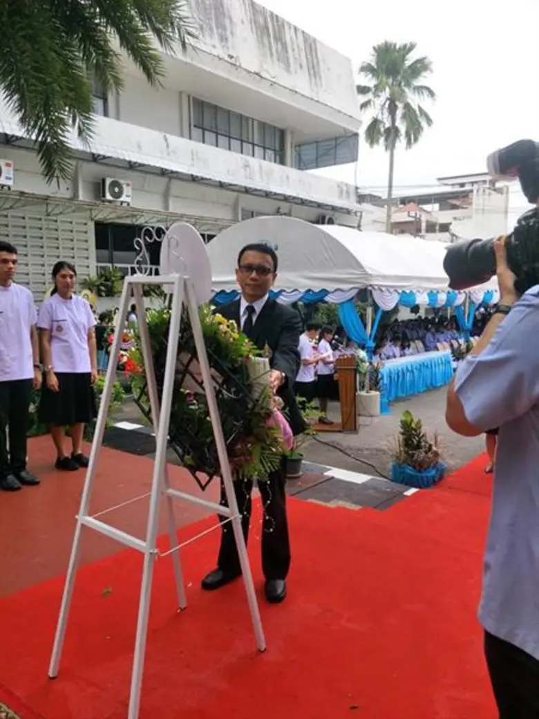 ม.สงขลานครินทร์ ตรัง ร่วมพิธีวางพวงมาลา ณ รพ.ศูนย์ตรัง เนื่องในวัน มหิดล ประจำปี 2561