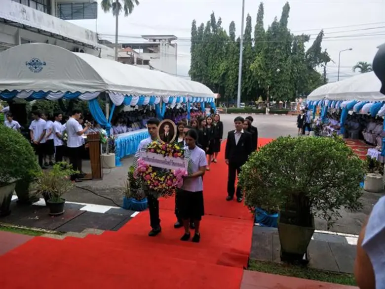 ม.สงขลานครินทร์ ตรัง ร่วมพิธีวางพวงมาลา ณ รพ.ศูนย์ตรัง เนื่องในวัน มหิดล ประจำปี 2561