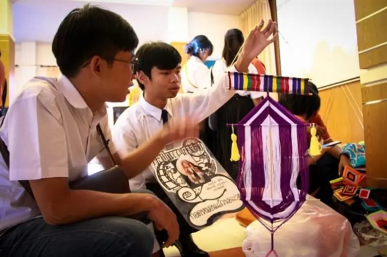 นายบัญชา พระพล ผู้ช่วยอธิการบดีฝ่ายศิลปวั...