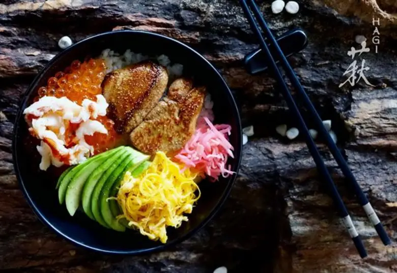 อร่อยจบ ครบเครื่อง กับเมนู ดงบุริ สไตล์ญี่ปุ่นที่ต้องลอง ณ ห้องอาหารฮากิ โรงแรมเซ็นทาราแกรนด์บีชรีสอร์ทและวิลลา หัวหิน