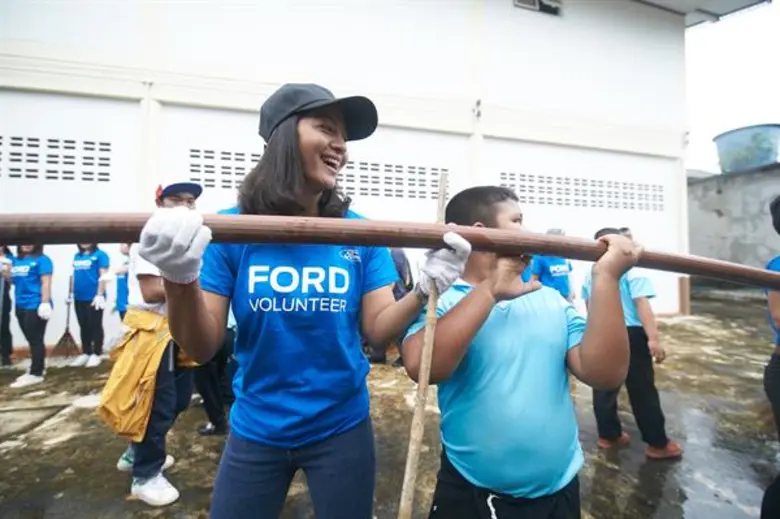 ฟอร์ดนำอาสาสมัครร่วมอนุรักษ์และมอบน้ำสะอาดให้ชุมชน ในกิจกรรม Water Go Clean