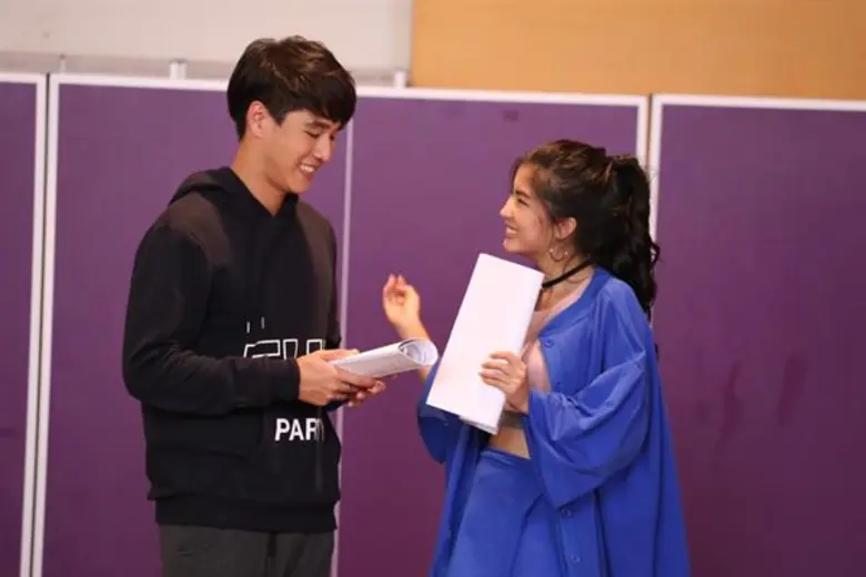 เป็นซิทคอมสนุกสุดฮาจาก LINE TV ที่ดีกรีคว...