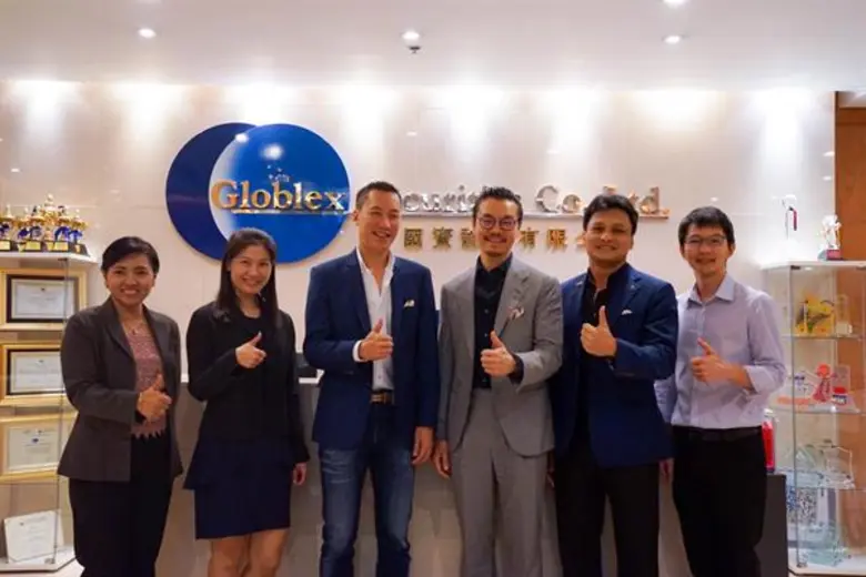 นายจิตติพร จันทรัช (ที่ 3 จากซ้าย) กรรมกา...