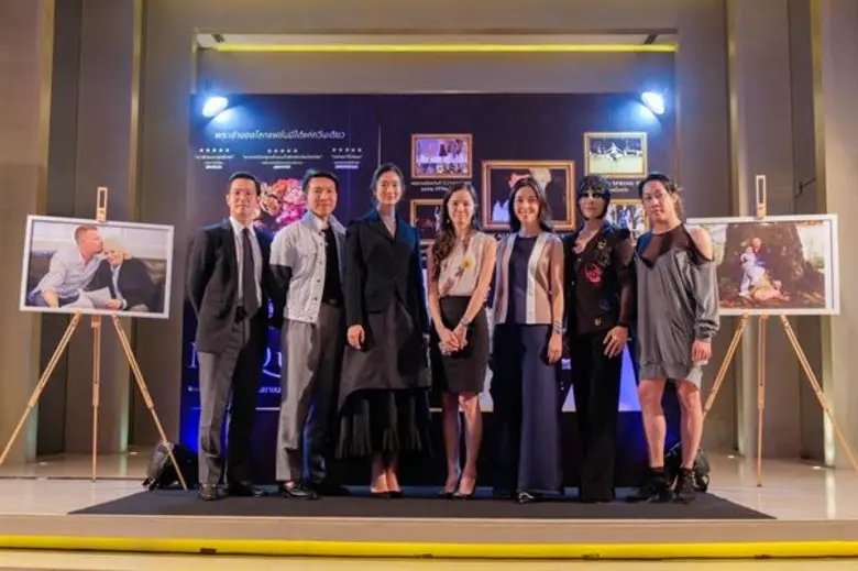 ออกแบบ ชุติมณฑน์  จัดเต็มลุคเท่ นำทีมคนแฟชั่น ดีไซเนอร์ ทั่วฟ้าเมืองไทย การันตีความปัง McQueen แม็คควีน หนังดีระดับ 10 เต็ม 10