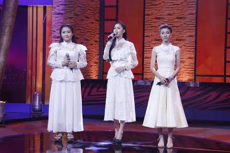 รายการวาไรตี้เม้าท์กระจาย "หม้ายตัวแม่" สัปดาห์ส่งท...