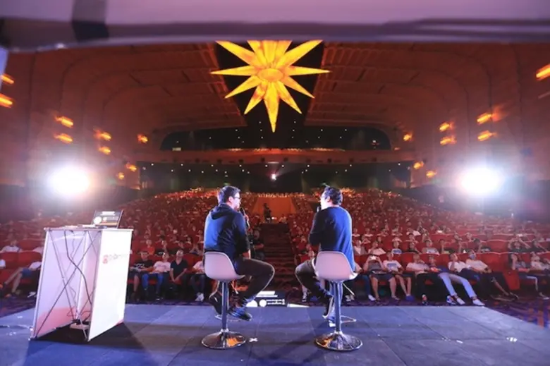 We’re Ondemand U’re Medical U’re N’Gineer มหกรรมการศึกษาเพื่อสานฝันเด็กอยากติดหมอ และ วิศวฯ	