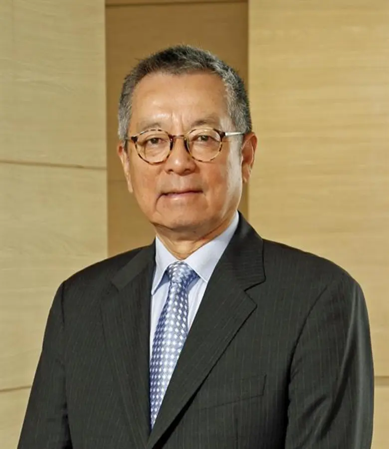 ดร. เอเดน วาย วุน เข้าทำงานที่สถาบันเทคโน...