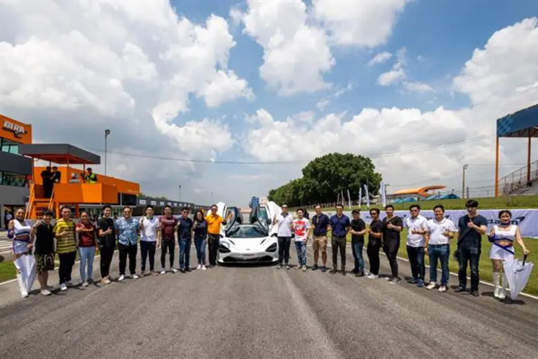 แมคลาเรน แบงค็อก จัดกิจกรรม Track Day Experience  เปิดประสบการณ์การขับขี่อันเร้าใจของสุดยอดยนตรกรรมระดับโลกครั้งแรกในสนามแข่งไทย