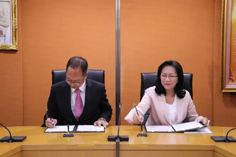 “สมจิณณ์ พิลึก” นั่งเก้าอี้ผู้ว่าการนิคมฯ คนใหม่ พร้อมเร่งสานต่อการขับเคลื่อนนิคมฯและท่าเรือในพื้นที่ อีอีซีและเขตศก.ชายแดนทันที