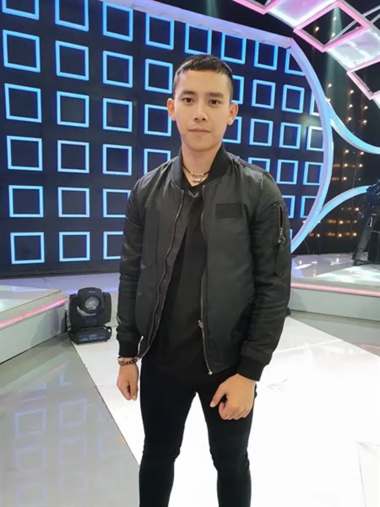 แม้จะเป็นซุปตาร์เดินดิน ขึ้นแท่นศิลปิน 1,...