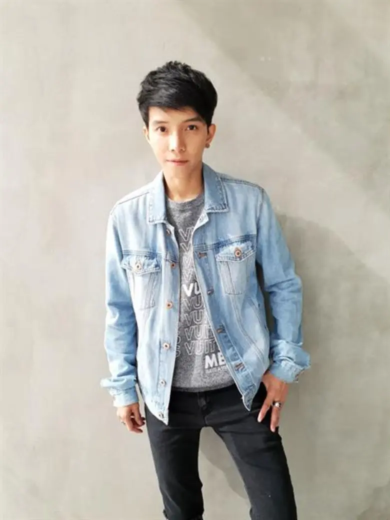 แม้ทางเดินชีวิตไม่ได้โรยไปด้วยกลีบกุหลาย ...