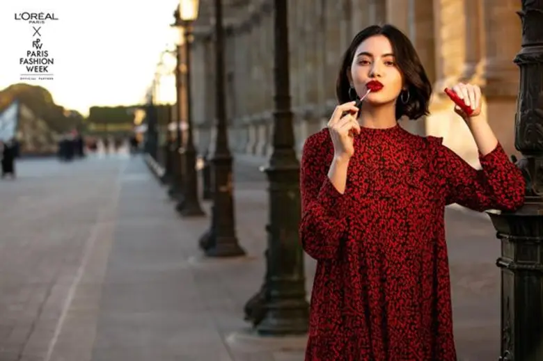 ส่อง 2 ปารีเซียงลุค Less is more ของ ใหม่ ดาวิกา ก่อนถึง L’OREAL PARIS FASHION WEEK