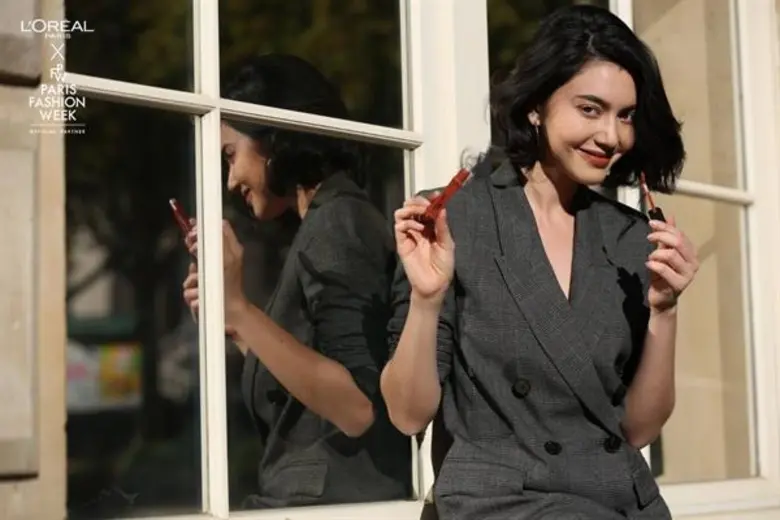 ส่อง 2 ปารีเซียงลุค Less is more ของ ใหม่ ดาวิกา ก่อนถึง L’OREAL PARIS FASHION WEEK