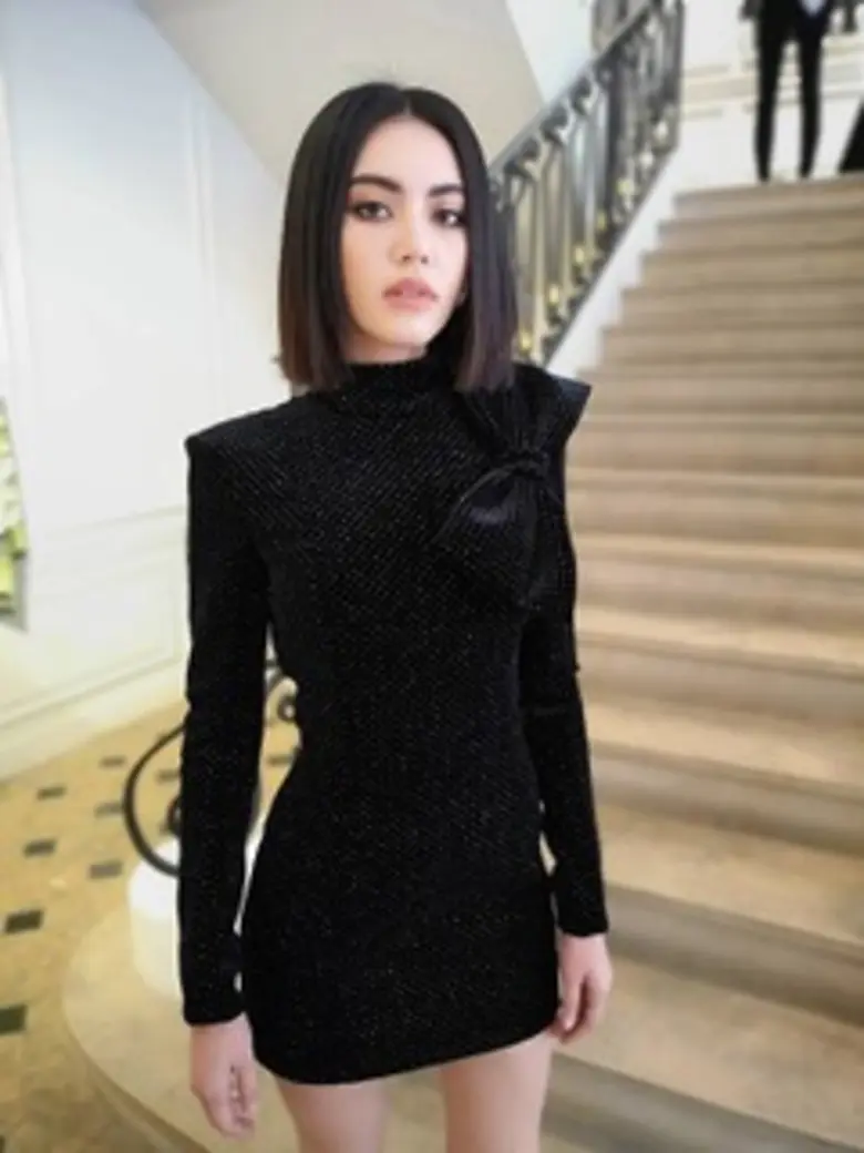 Total Look Balmain ที่จะเข้าไปดูโชว์ของ B...