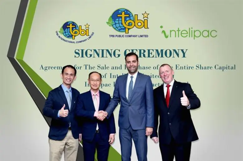 นายสมศักดิ์ บริสุทธนะกุล (ที่สองจากซ้าย) ...