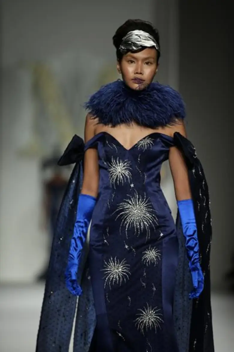 ใครว่าชุดเจ้าสาว ต้องสีขาวเสมอ