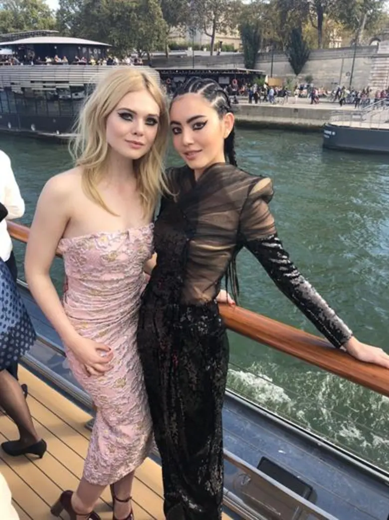 สวยเฉี่ยวขั้นสุด ใหม่ ดาวิกา ตัวแทนสาวไทยหนึ่งเดียวจาก L’Oreal Paris ประเทศไทย ปิดฉาก Runway กับการเดินแบบบนแม่น้ำ Seine ณ กรุงปารีส ในโชว์ชุด Balmain